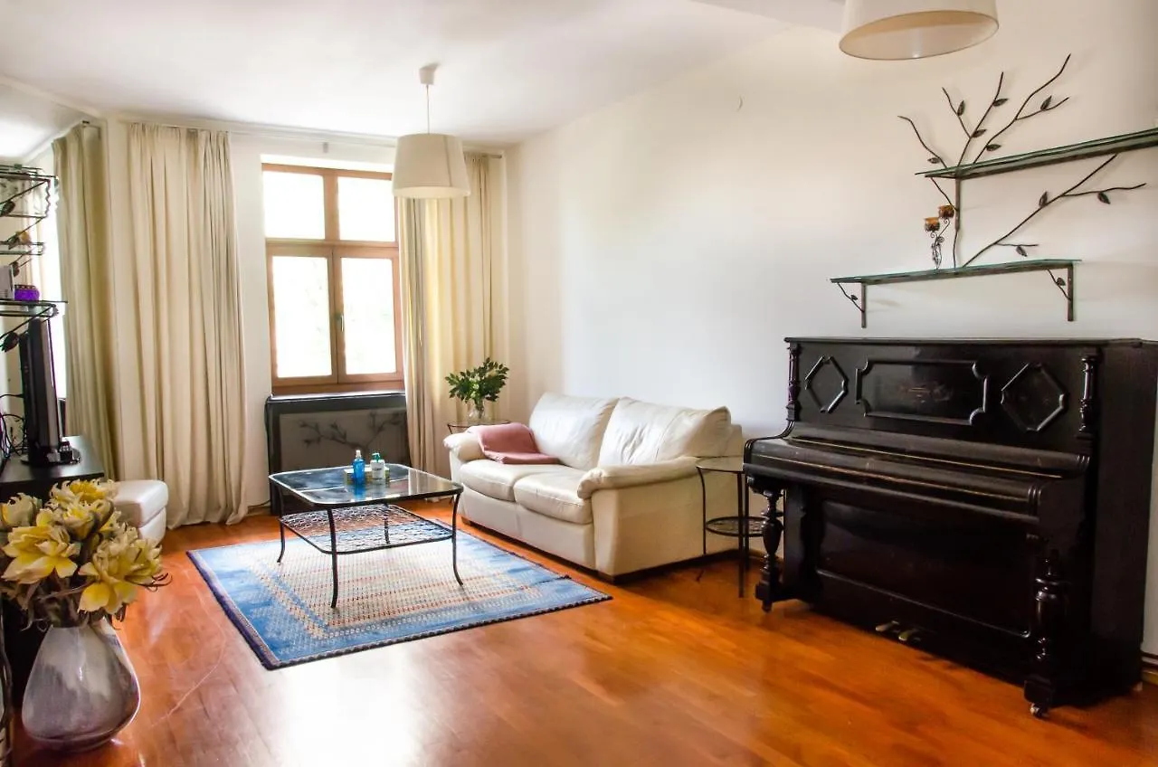 Bohemian Apartment - Center Of Бухарест